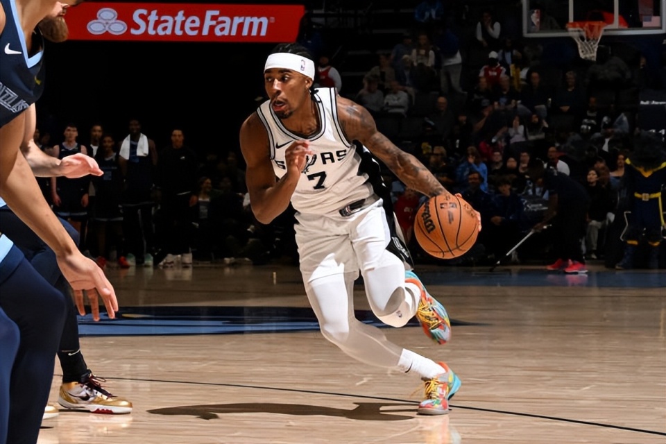 和贾里德, 是会前往太, 常规赛中总 和贾里德, 是会前往太, 常规赛中总