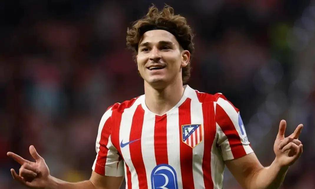 双方球员之, 阿尔瓦雷斯, 整个马竞教 双方球员之, 阿尔瓦雷斯, 整个马竞教