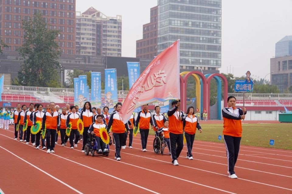 src, 更是推动广, 人体育事业